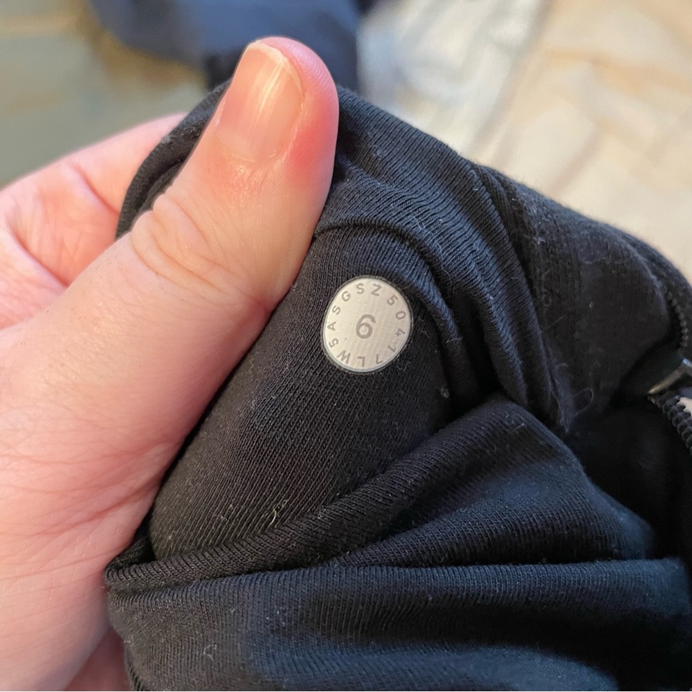 Lululemon Get Going Jogger Size 6 - image 4